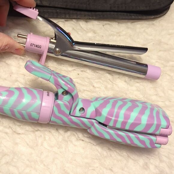 Conair Special Styles Ceramic Combo Styler-Straightening/plates and curling iron - Picture 7 of 7